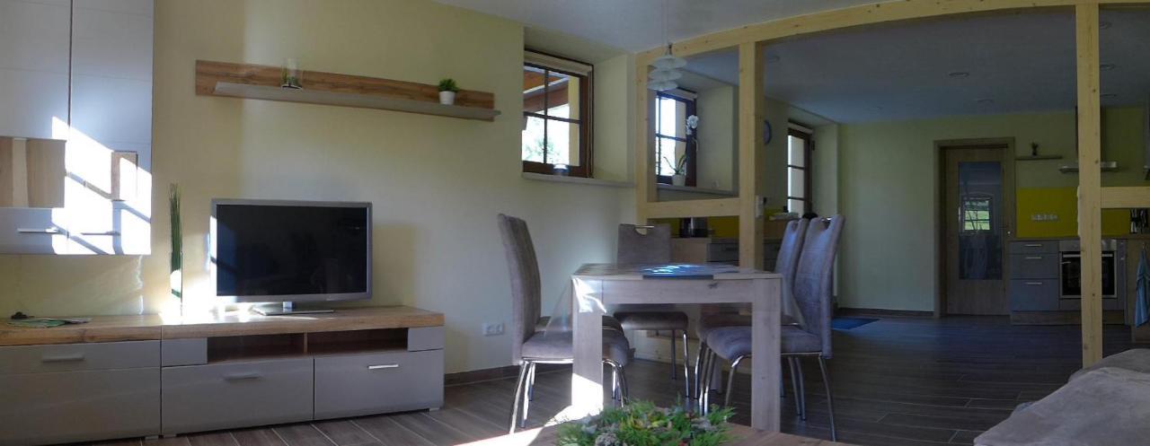 Ferienwohnung Aus-Zeit Auf Dem Lande Bad Gottleuba Exteriör bild