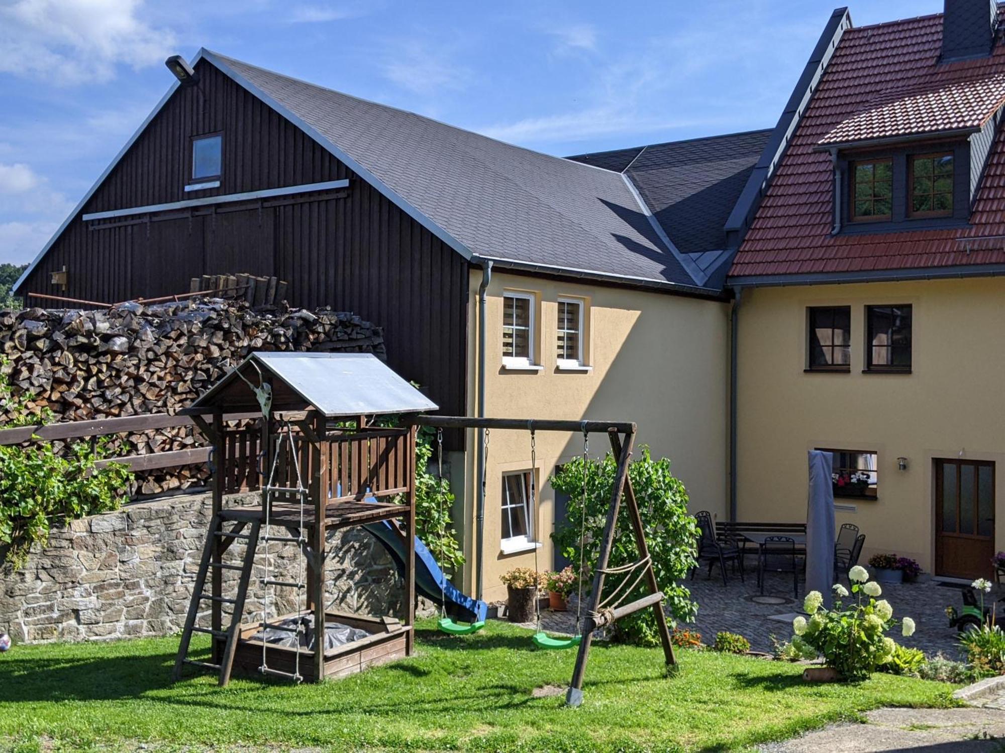 Ferienwohnung Aus-Zeit Auf Dem Lande Bad Gottleuba Exteriör bild